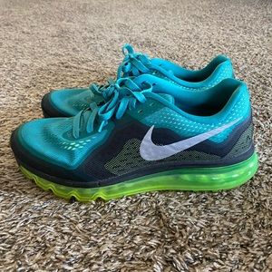 Nike air max size 9.5